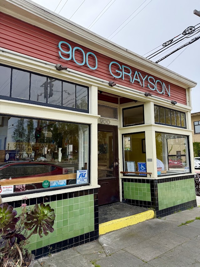 900 Grayson photo 4