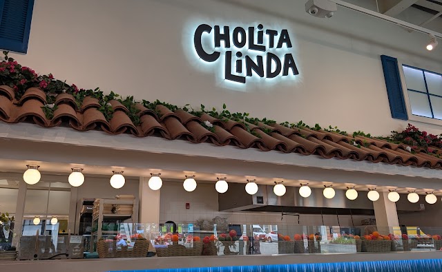 Cholita Linda in Berkeley