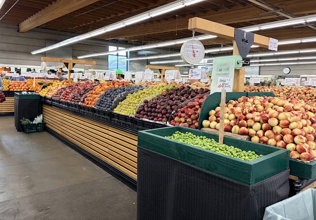 Berkeley Bowl Marketplace photo 2